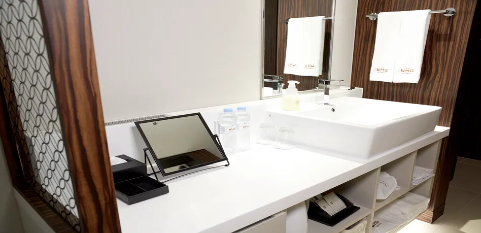 Seperated Bath